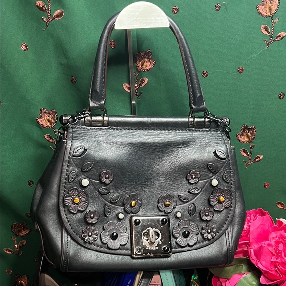 Coach Handbags - Coach Willow Floral Drifter Top Handle Satchel (Style No. 54079). Chain added